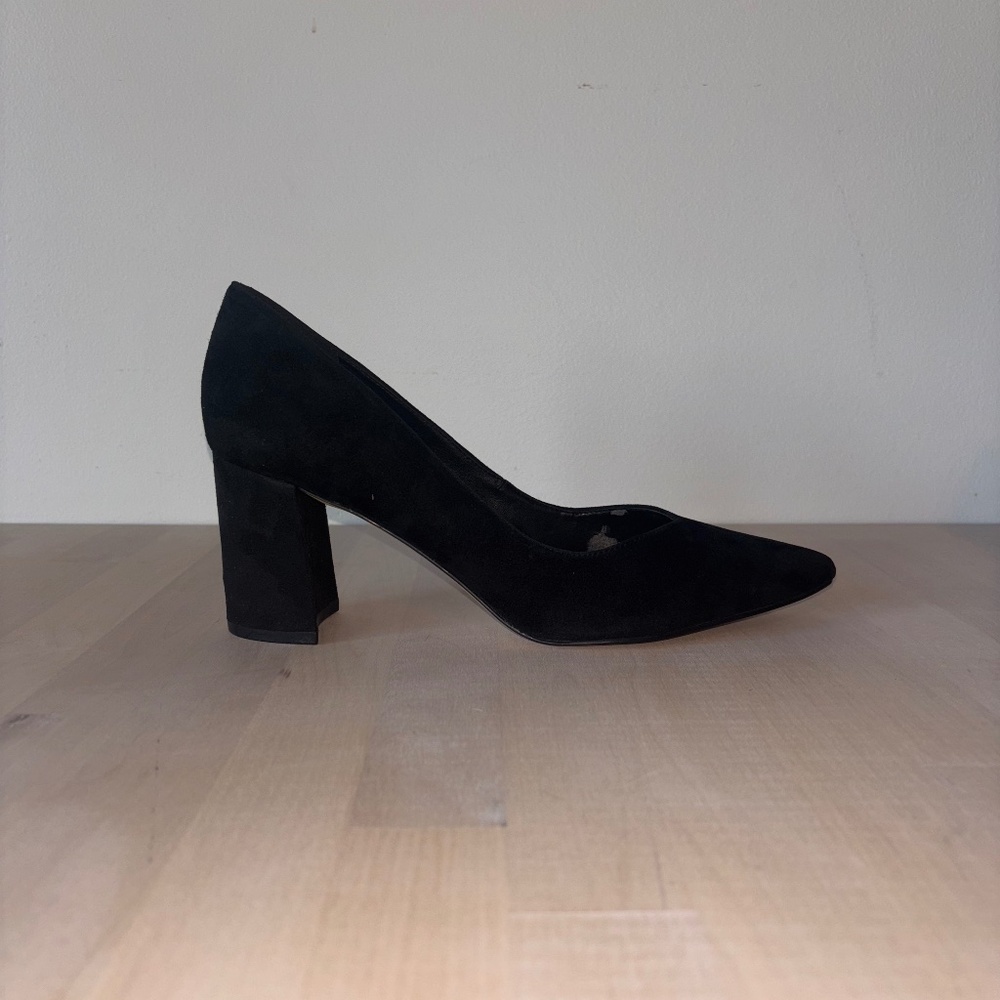 Women’s Marc Fisher Black Heel Size 9